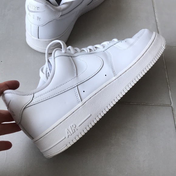 NIKE Air Force 1 '07 Mens White Shoes | 12 - Picture 13 of 14